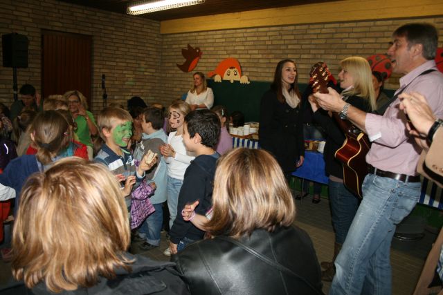 gal/2011/2011 Kita Pusteblume Bewegungszertifikat/IMG_2441.JPG